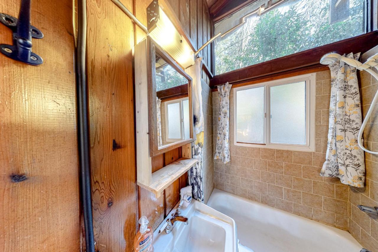 Cozy Cedar Cabin Sedro Woolley Ngoại thất bức ảnh